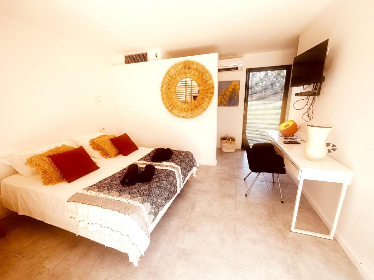 Appartement Les Madones à Nîmes Extérieur photo