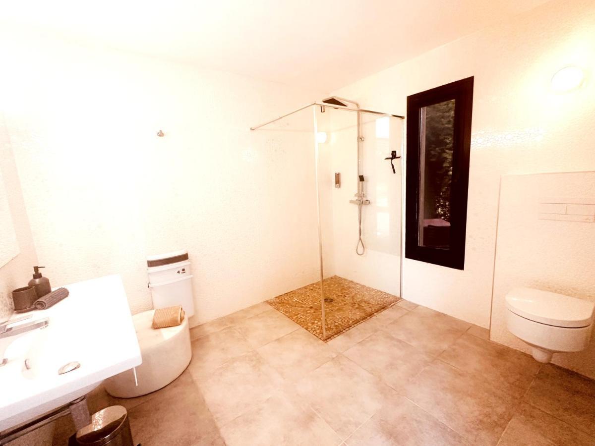 Appartement Les Madones à Nîmes Extérieur photo