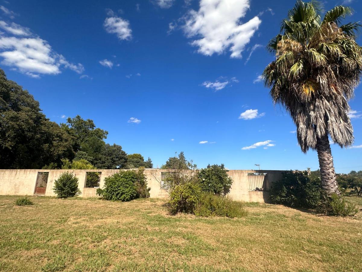 Appartement Les Madones à Nîmes Extérieur photo
