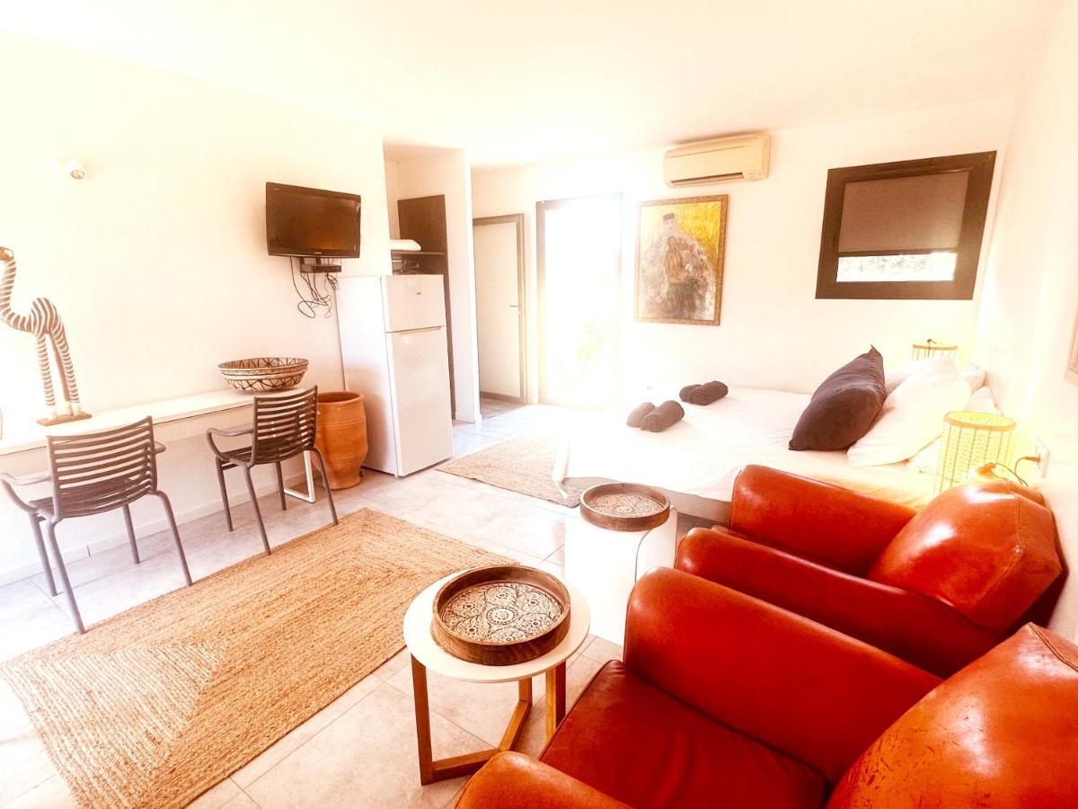 Appartement Les Madones à Nîmes Extérieur photo
