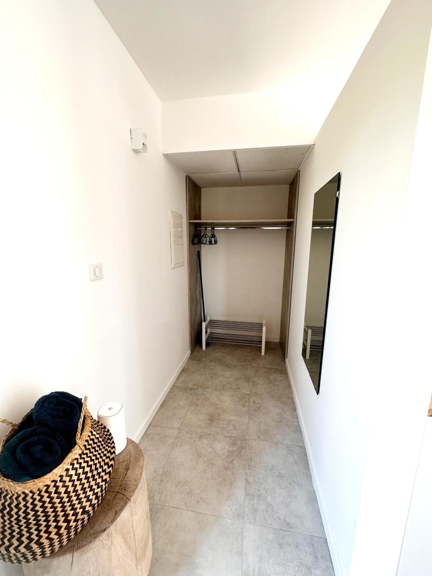Appartement Les Madones à Nîmes Extérieur photo