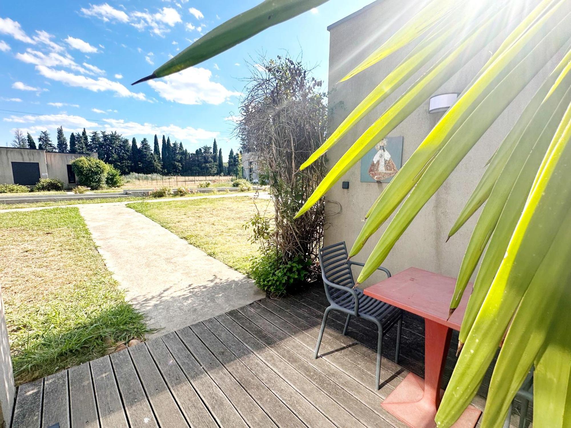 Appartement Les Madones à Nîmes Extérieur photo